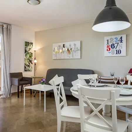 Beautiful 2-bed First Beach Line For 6 * Denia